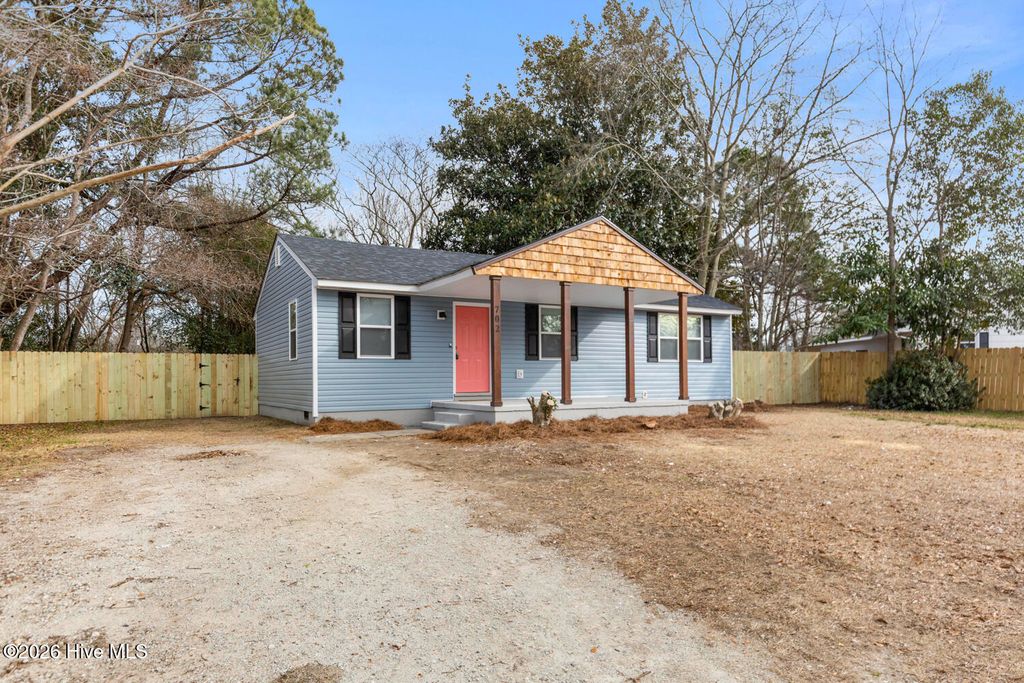 Photo of 702 Williams Street, Jacksonville, NC 28540 (MLS # 100552070)
