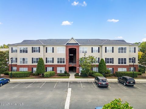 Condo For Sale - 2820 Bloomfield Lane #207<br/> Wilmington, NC 28412