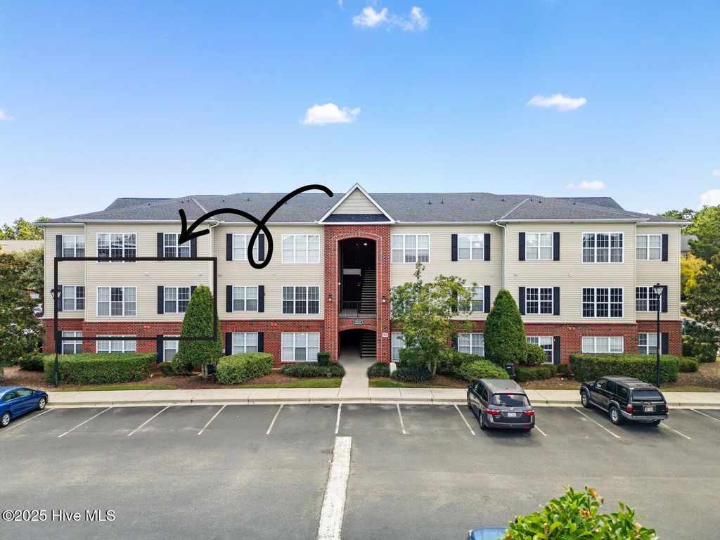Photo of 2820 Bloomfield Lane #207, Wilmington, NC 28412 (MLS # 100527168)