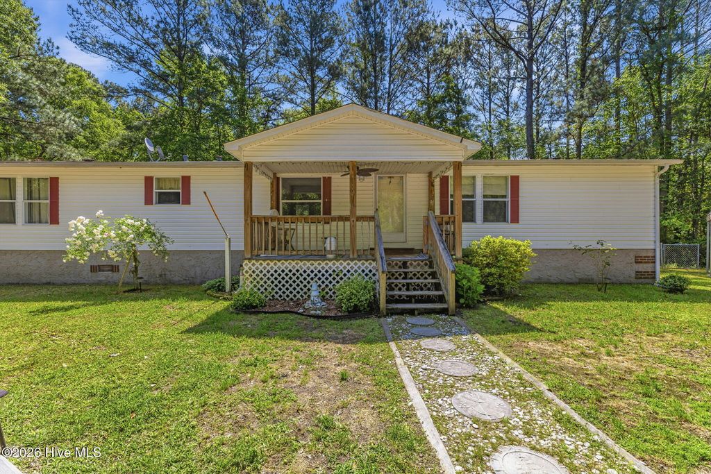 Photo of 153 Tar Landing Road, Holly Ridge, NC 28445 (MLS # 100572112)
