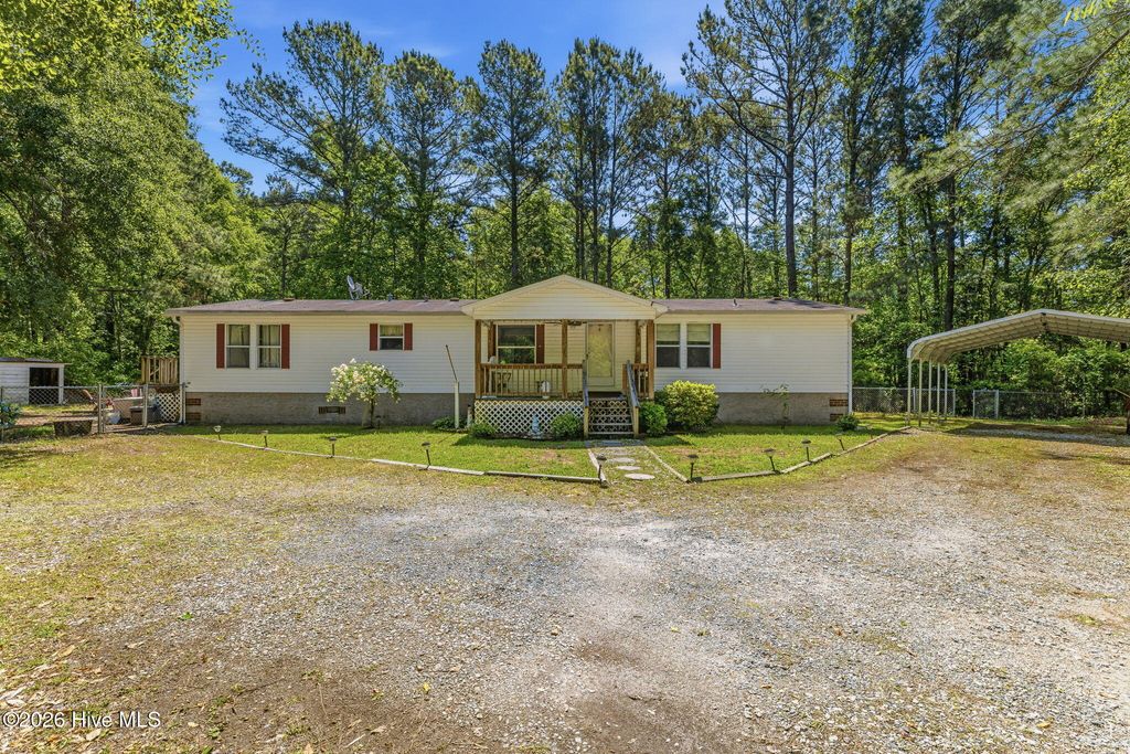 Photo of 153 Tar Landing Road, Holly Ridge, NC 28445 (MLS # 100572112)