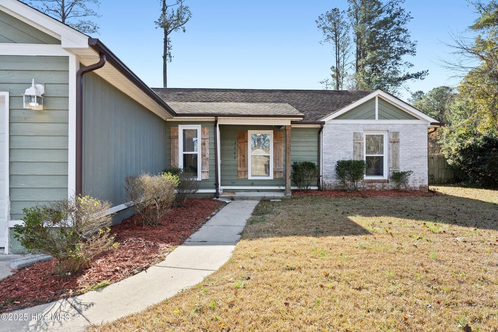 Photo of 2000 Hunters Ridge Drive, Midway Park, NC 28544 (MLS # 100545854)