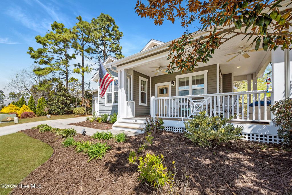 Photo of 206 W Azalea Drive, Holly Ridge, NC 28445 (MLS # 100566521)