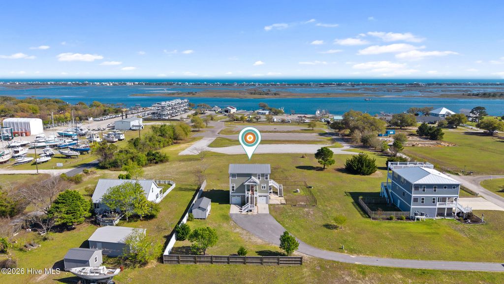 Photo of 345 Twin Oaks Drive, Hampstead, NC 28443 (MLS # 100567748)