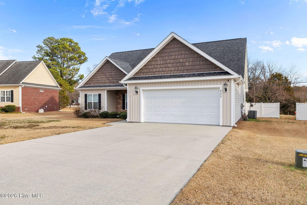 Photo of 422 Kingston Circle, Goldsboro, NC 27530 (MLS # 100555369)
