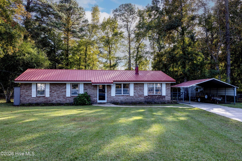 Photo of 121 Vera Drive, Jacksonville, NC 28540 (MLS # 100613384)