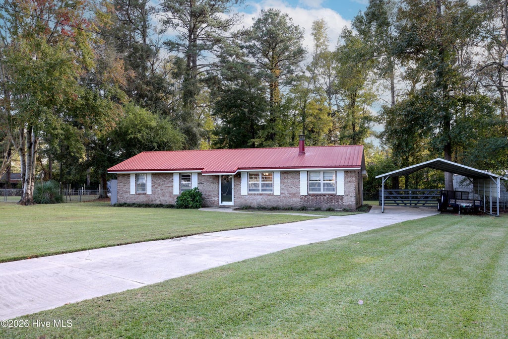 Photo of 121 Vera Drive, Jacksonville, NC 28540 (MLS # 100613384)