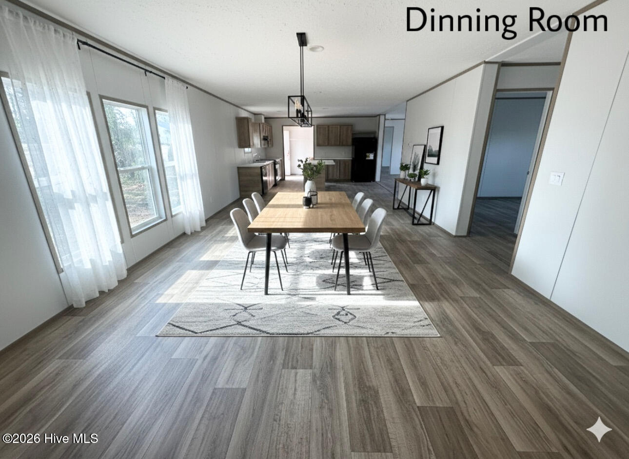 106 Lynnwayne Circle