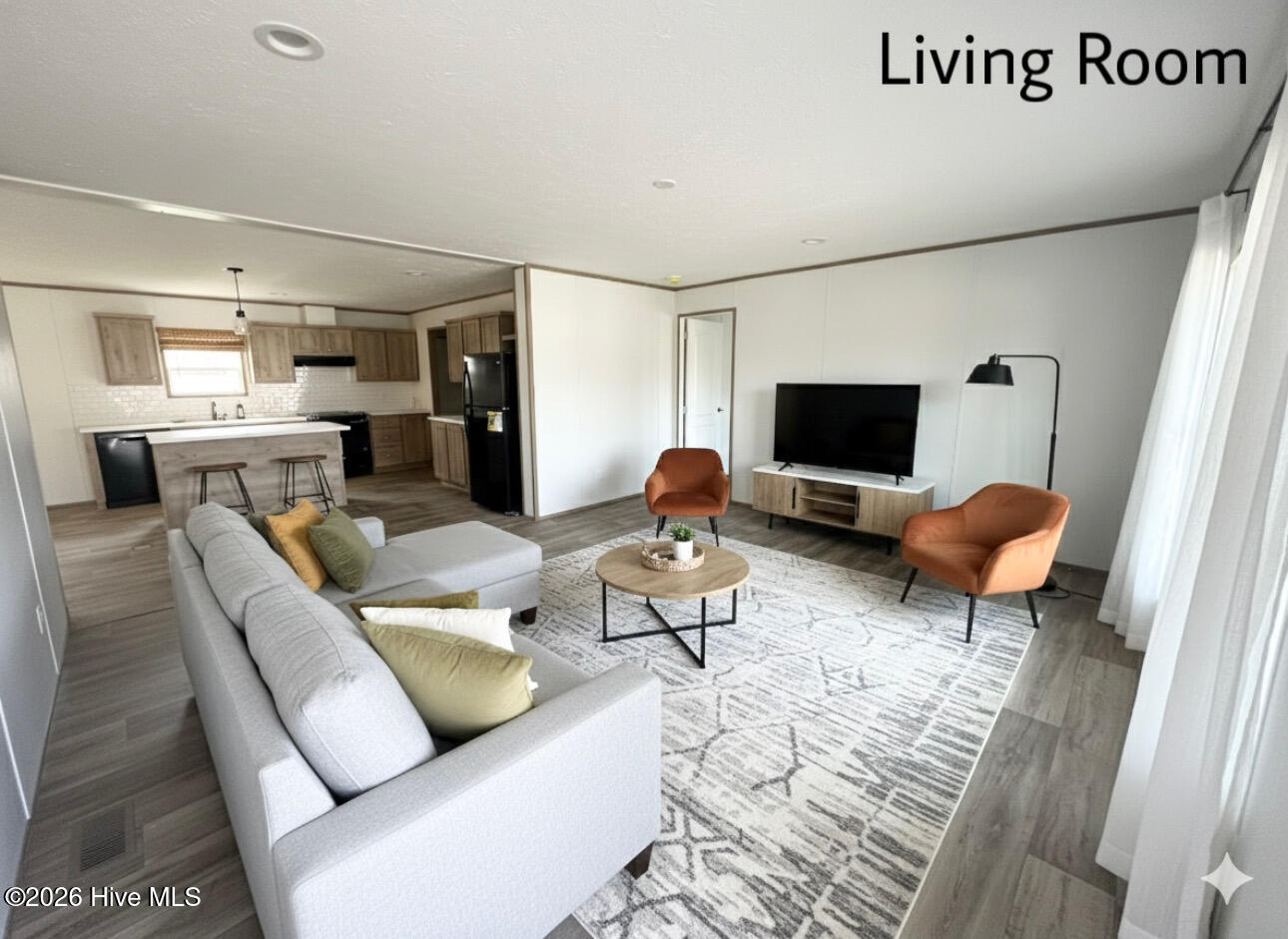 106 Lynnwayne Circle