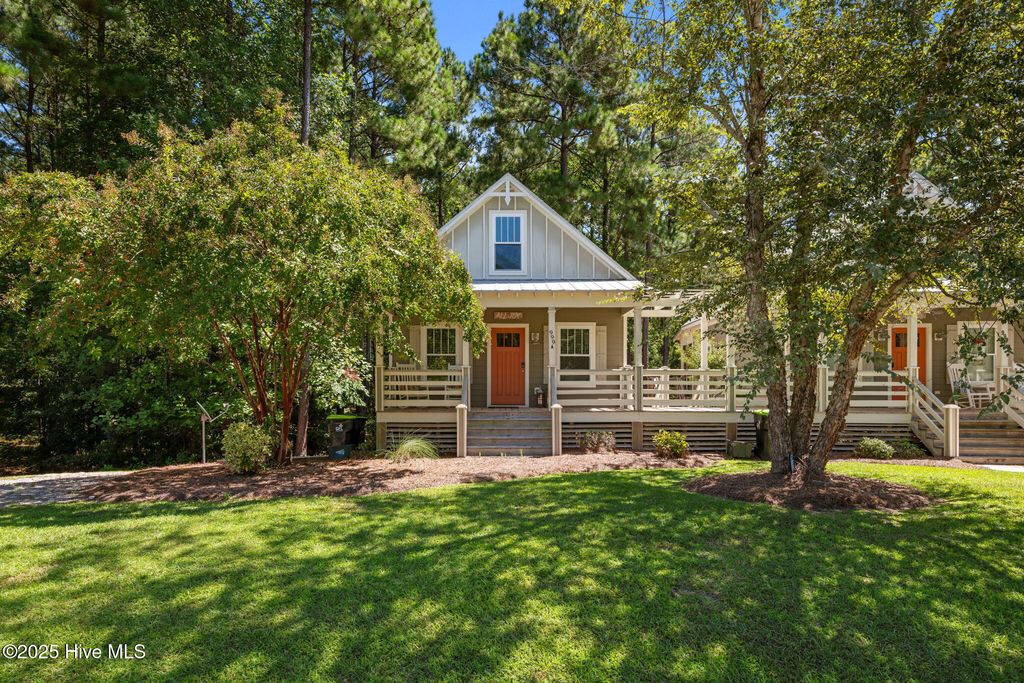 Photo of 999 Mill Creek Drive, Minnesott Beach, NC 28510 (MLS # 100529566)