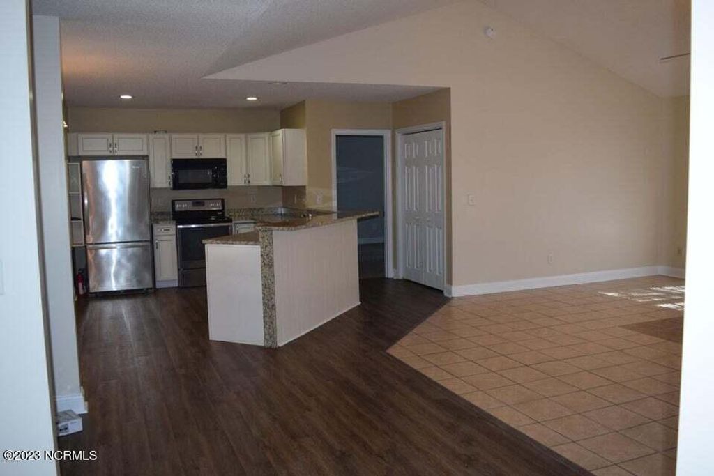 Photo of 224 Shellbank Drive, Sneads Ferry, NC 28460 (MLS # 100557882)