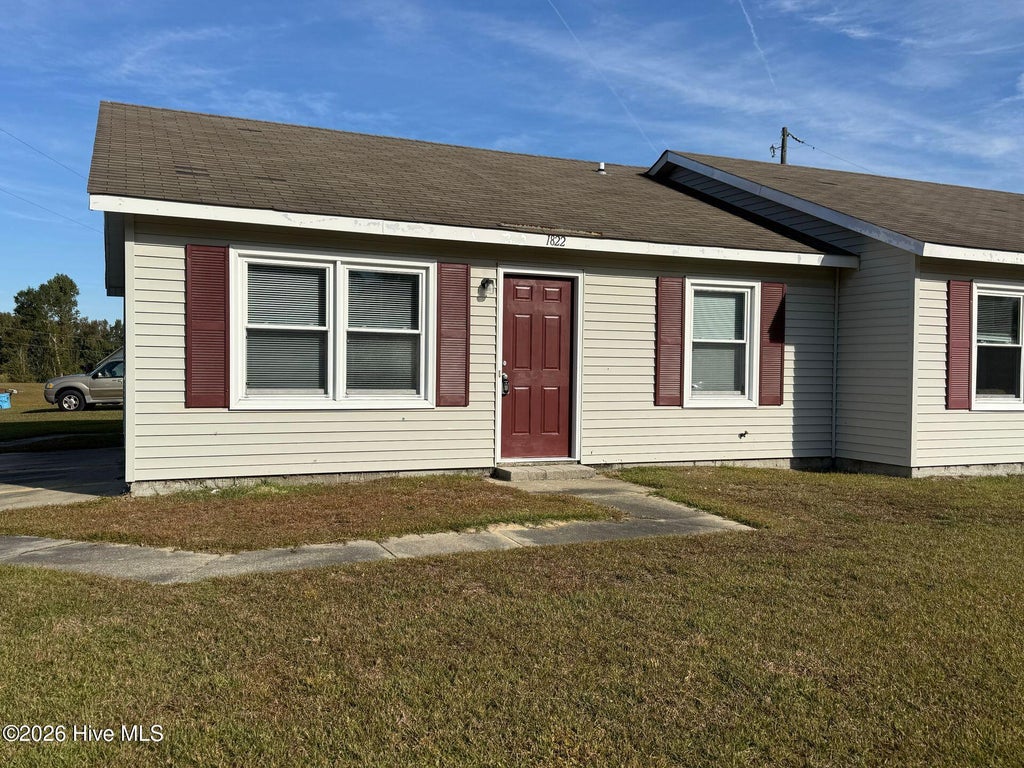 Photo of 1822 Burgaw Highway, Jacksonville, NC 28540 (MLS # 100613449)