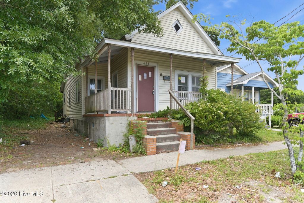 Photo of 618 S 11th Street, Wilmington, NC 28401 (MLS # 100574004)