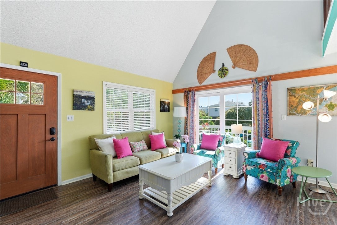 3 Miller Avenue