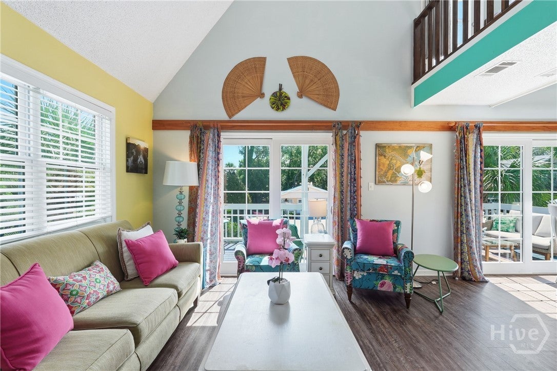 3 Miller Avenue