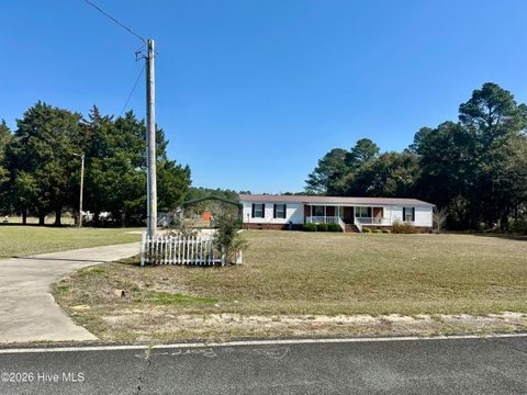 Mobile Home For Sale - 70 Rough Horn Road<br/> Evergreen, NC 28438
