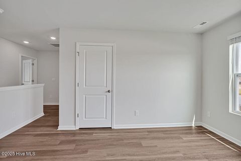 Tiny photo for 1221 Inner Banks Lane #464, Jacksonville, NC 28546 (MLS # 100546498)