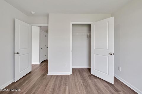 Tiny photo for 1221 Inner Banks Lane #464, Jacksonville, NC 28546 (MLS # 100546498)