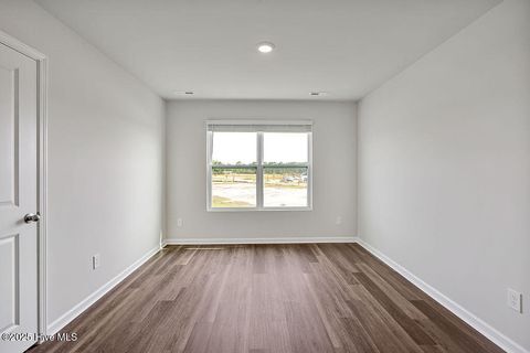 Tiny photo for 1221 Inner Banks Lane #464, Jacksonville, NC 28546 (MLS # 100546498)