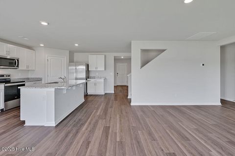 Tiny photo for 1221 Inner Banks Lane #464, Jacksonville, NC 28546 (MLS # 100546498)