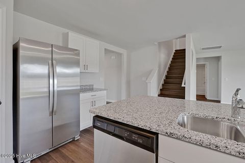 Tiny photo for 1221 Inner Banks Lane #464, Jacksonville, NC 28546 (MLS # 100546498)