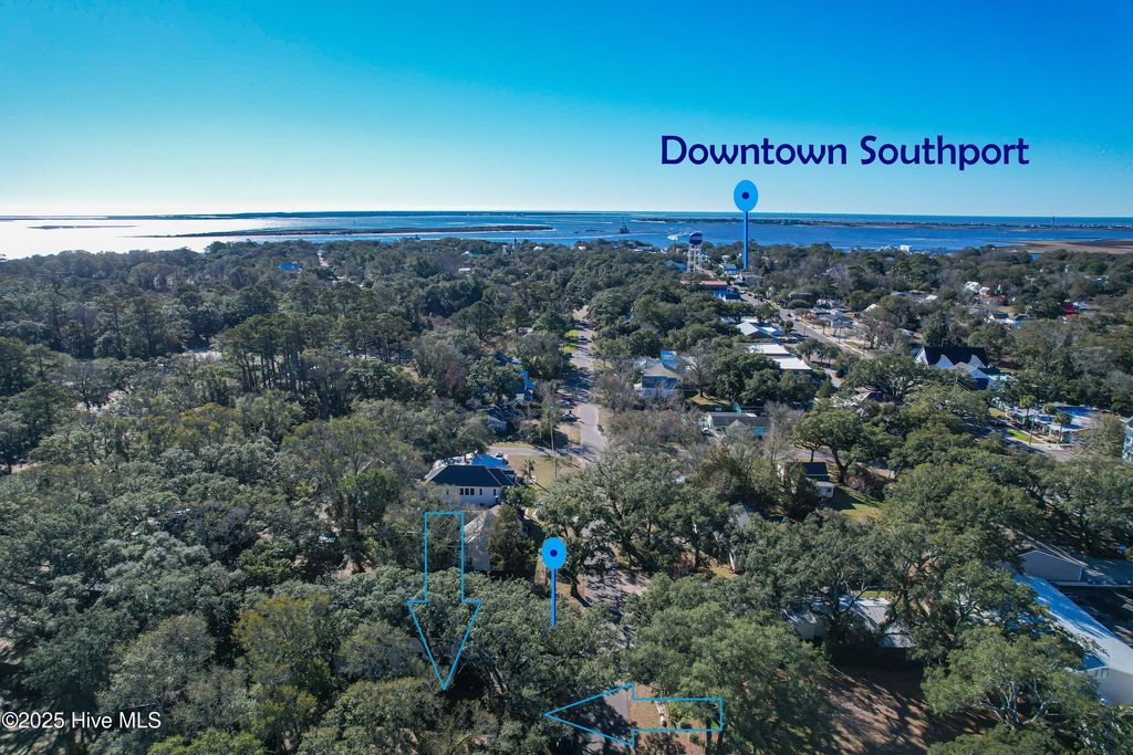 Photo of 716 N Atlantic Avenue, Southport, NC 28461 (MLS # 100523137)