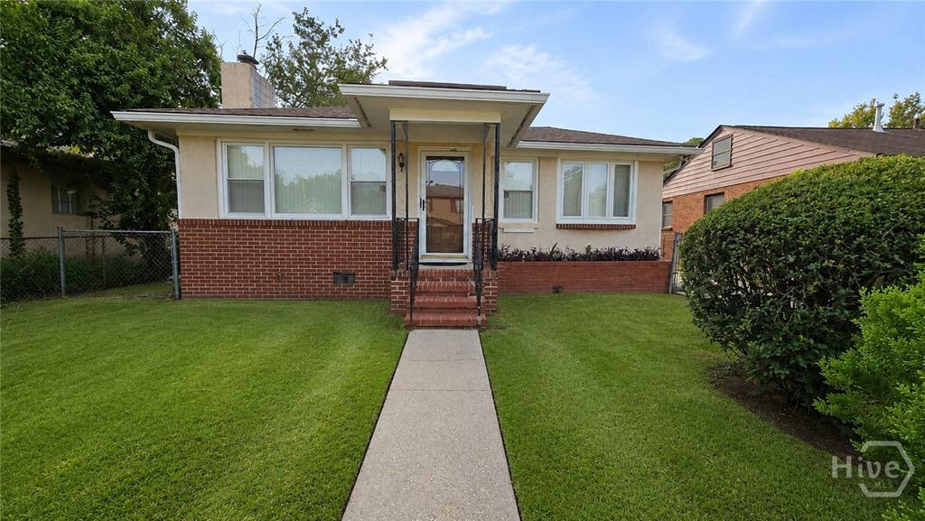 Photo of 916 Carver Street, Savannah, GA 31415 (MLS # SA362649)