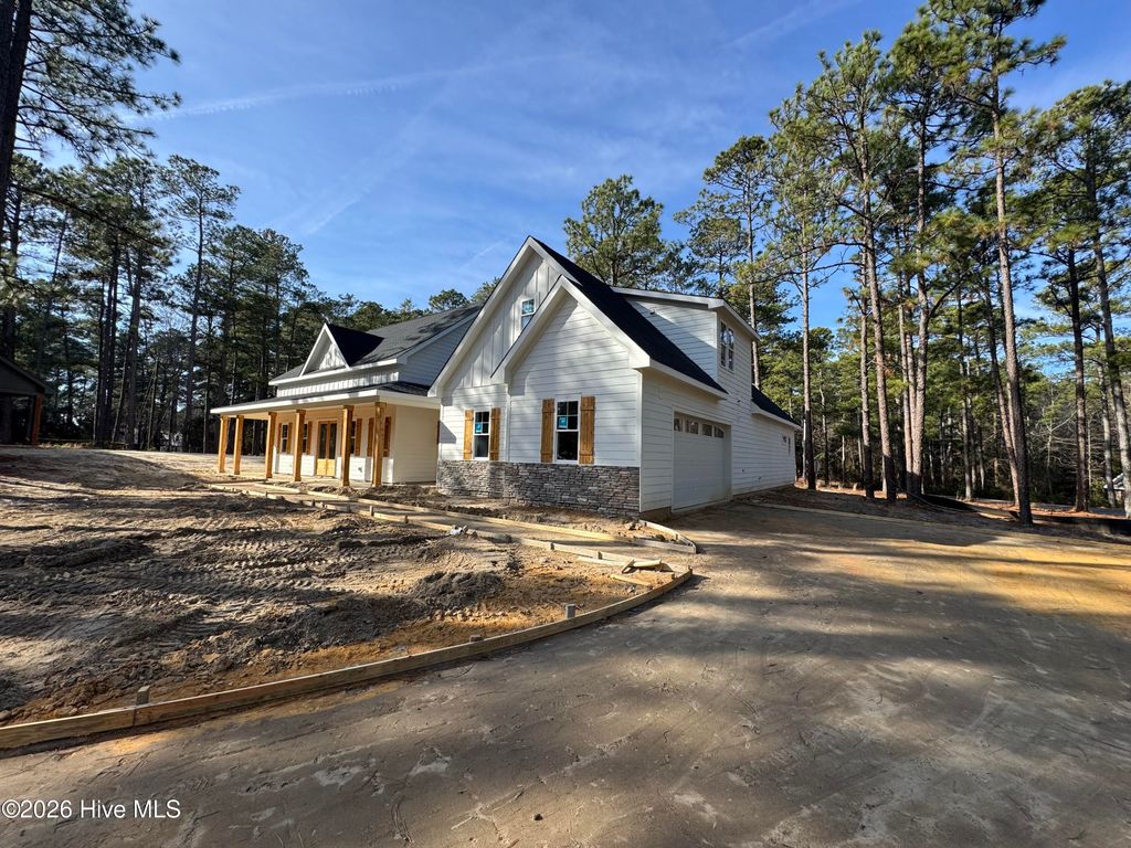 Photo of 90 S Glenwood Trail, Southern Pines, NC 28387 (MLS # 100548128)