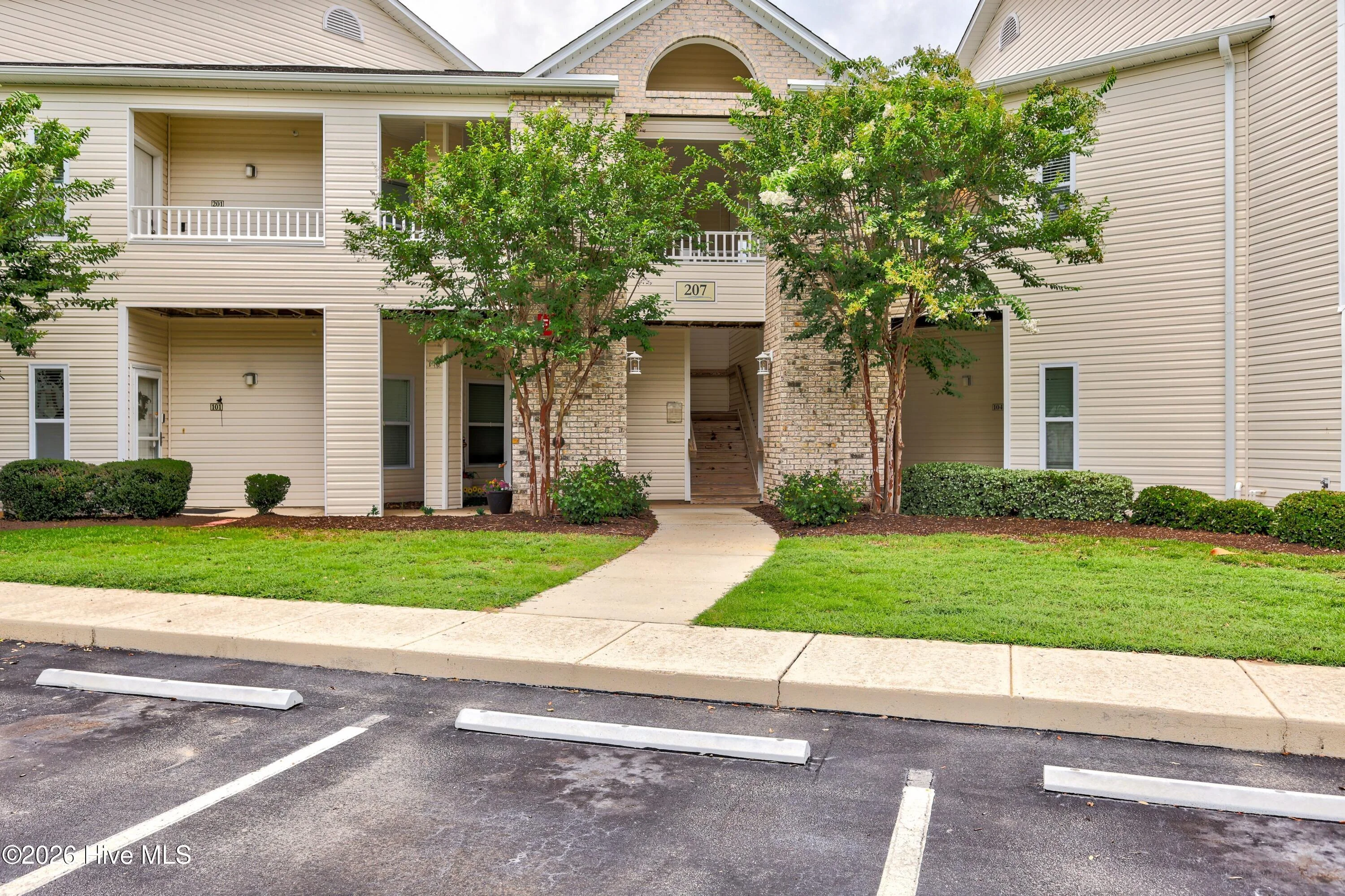 207 Fullford Lane Unit 203