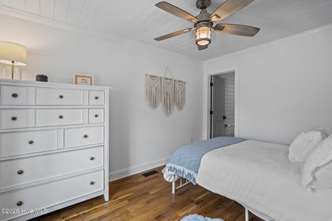 Tiny photo for 618 N Topsail Drive, Surf City, NC 28445 (MLS # 100560357)