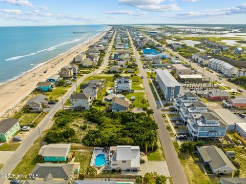 Tiny photo for 618 N Topsail Drive, Surf City, NC 28445 (MLS # 100560357)