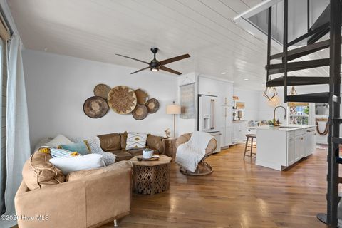 Tiny photo for 618 N Topsail Drive, Surf City, NC 28445 (MLS # 100560357)