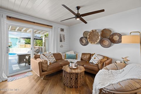 Tiny photo for 618 N Topsail Drive, Surf City, NC 28445 (MLS # 100560357)