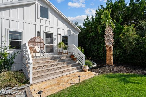 Tiny photo for 618 N Topsail Drive, Surf City, NC 28445 (MLS # 100560357)