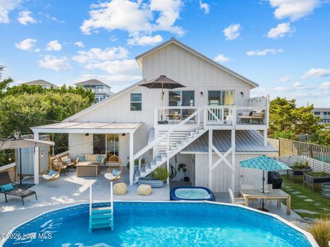 Photo of 618 N Topsail Drive, Surf City, NC 28445 (MLS # 100560357)