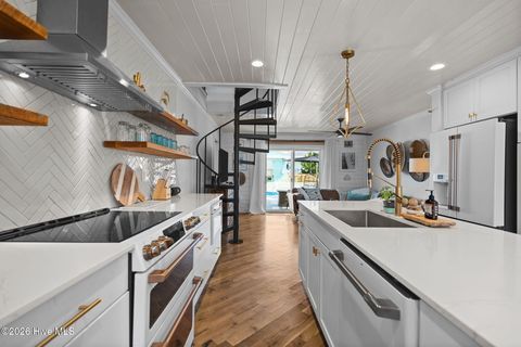 Tiny photo for 618 N Topsail Drive, Surf City, NC 28445 (MLS # 100560357)