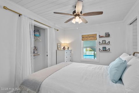 Tiny photo for 618 N Topsail Drive, Surf City, NC 28445 (MLS # 100560357)