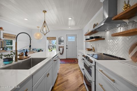 Tiny photo for 618 N Topsail Drive, Surf City, NC 28445 (MLS # 100560357)