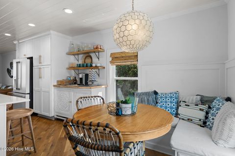 Tiny photo for 618 N Topsail Drive, Surf City, NC 28445 (MLS # 100560357)