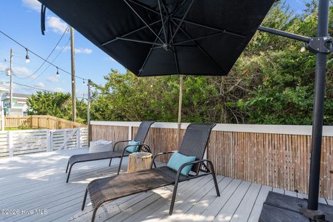 Tiny photo for 618 N Topsail Drive, Surf City, NC 28445 (MLS # 100560357)