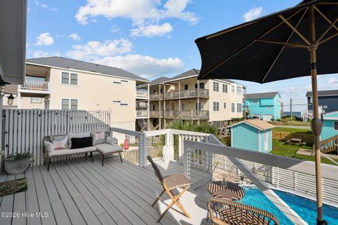 Tiny photo for 618 N Topsail Drive, Surf City, NC 28445 (MLS # 100560357)