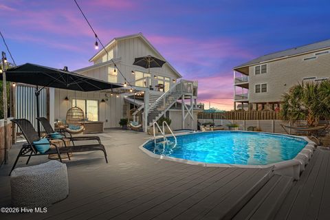 Tiny photo for 618 N Topsail Drive, Surf City, NC 28445 (MLS # 100560357)