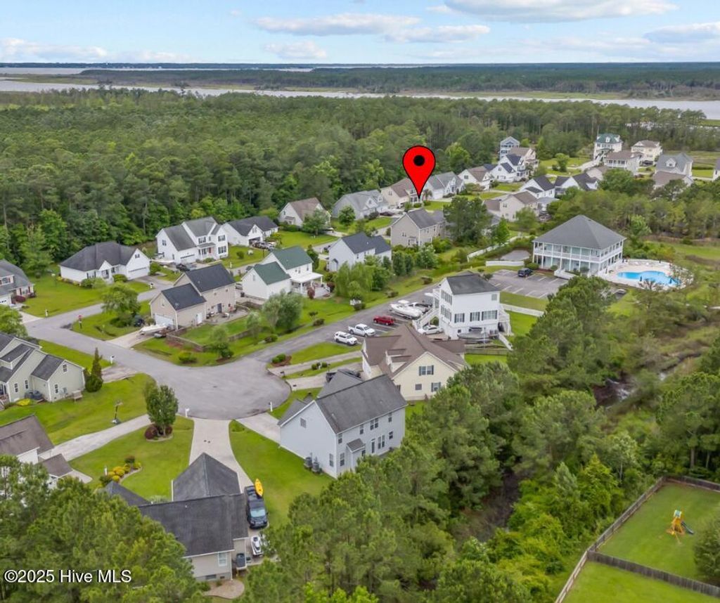 Photo of 134 Madison Bay Drive, Beaufort, NC 28516 (MLS # 100472320)