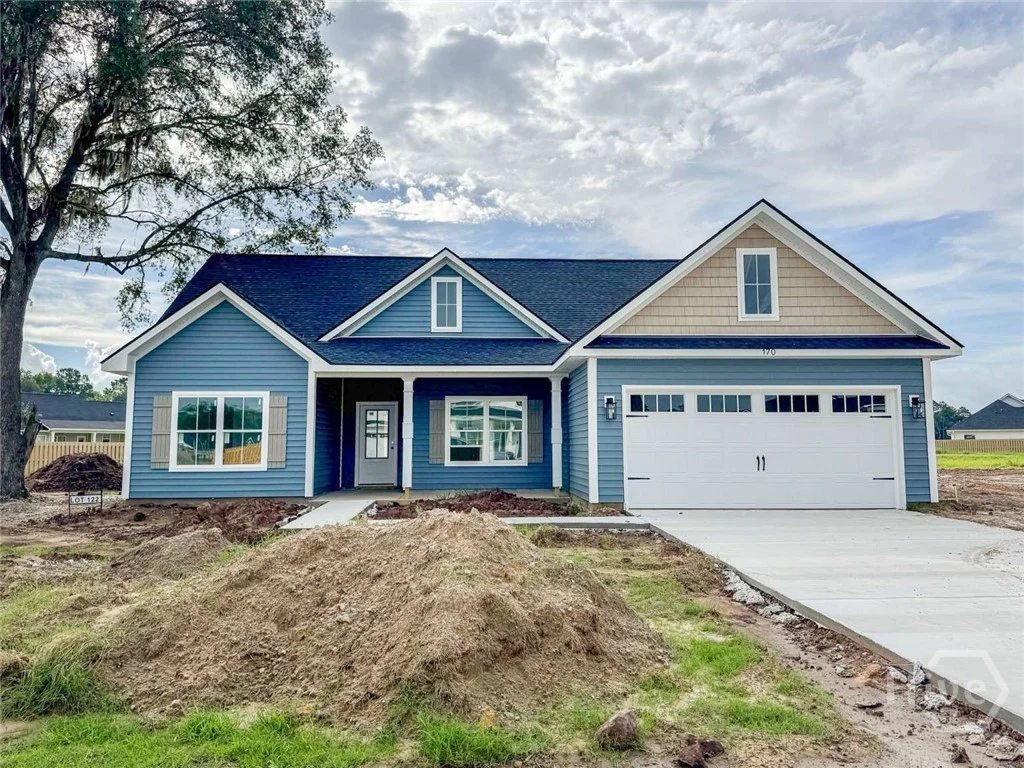 170 Cottage Loop