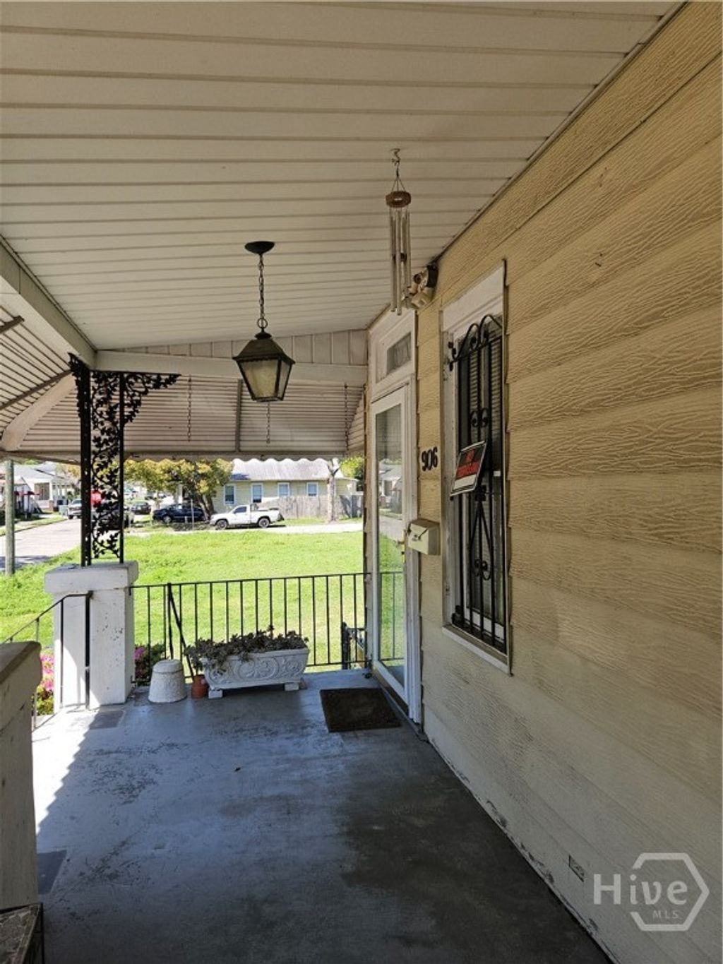 Photo of 906 E 38th Street, Savannah, GA 31401 (MLS # SA351467)