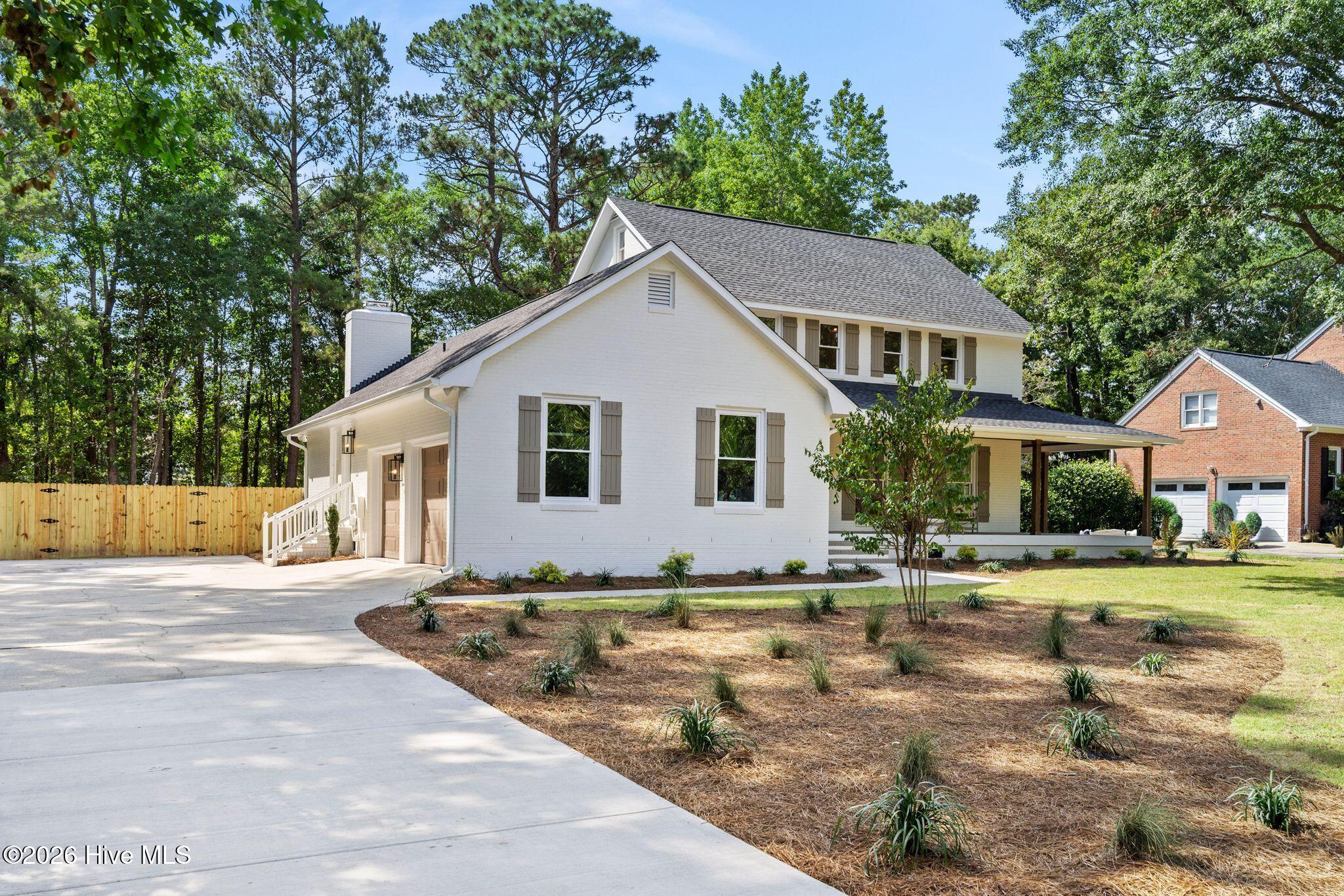 5748 Oak Bluff Lane