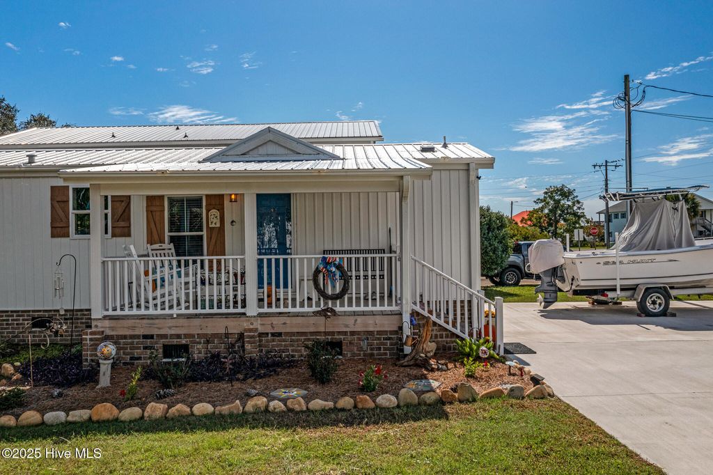 Photo of 2356 W Tanglewood Drive SW, Supply, NC 28462 (MLS # 100535195)