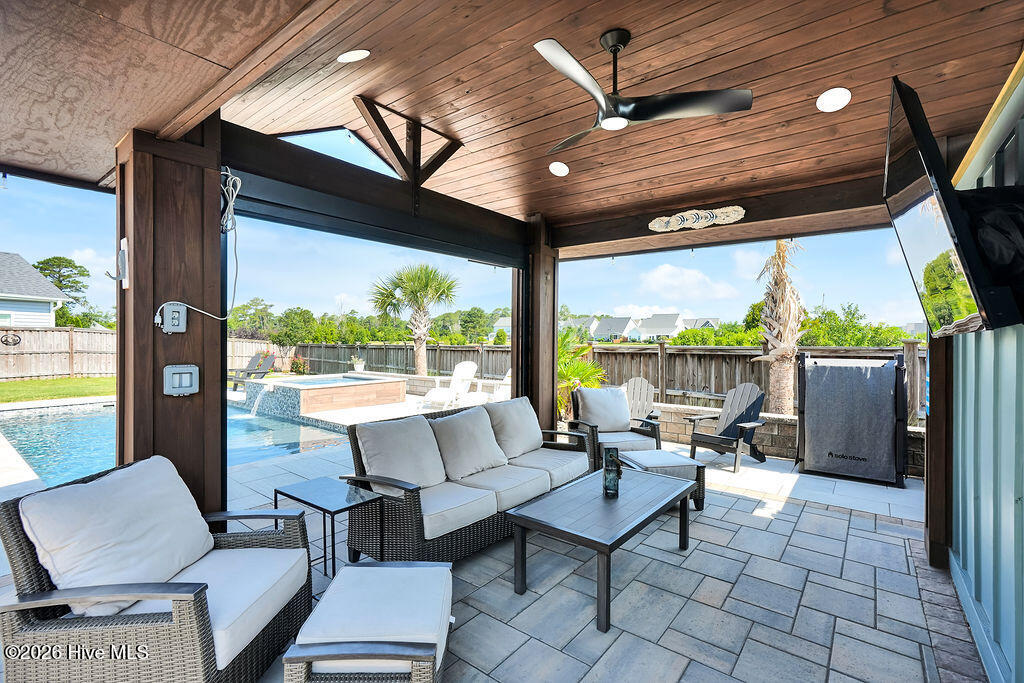 1113 Canopy Way