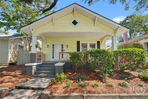 Homes For Sale - 1124 E 37th Street<br/> Savannah, GA 31404