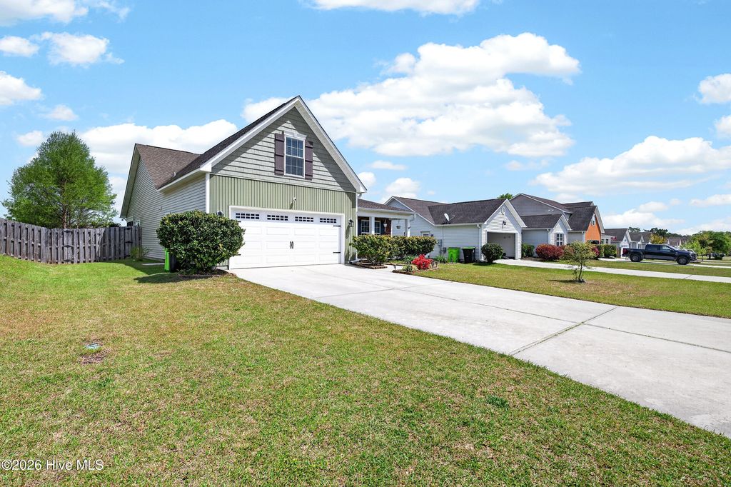 Photo of 232 Belvedere Drive, Holly Ridge, NC 28445 (MLS # 100567019)